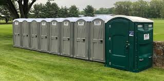 Best Portable Toilets for Parks and Recreation Areas  in Tangerine, FL